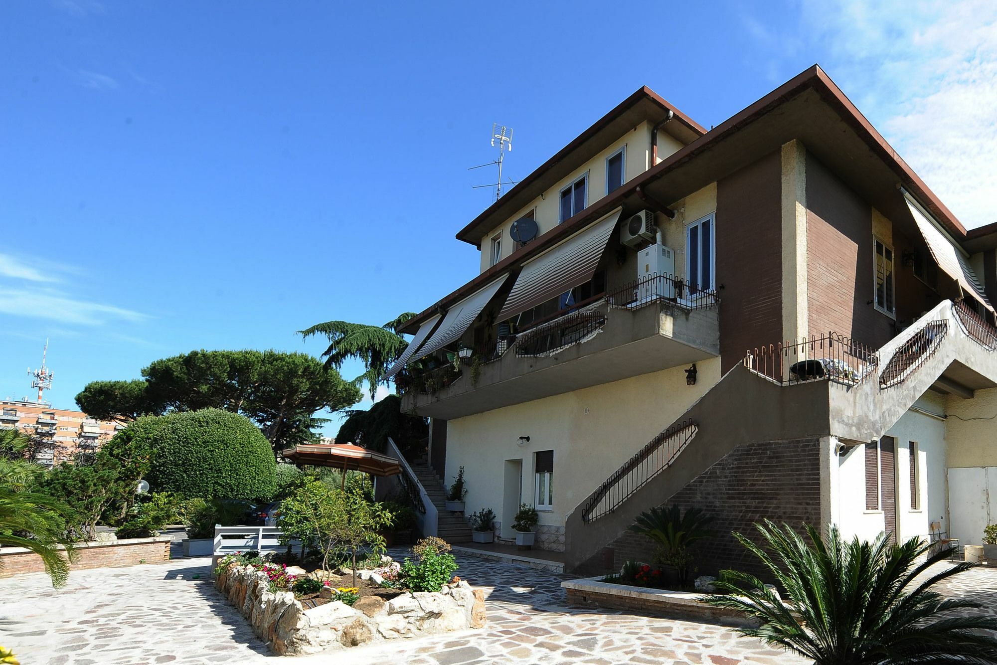 Апартаменты Casa Santarelli Рим Экстерьер фото